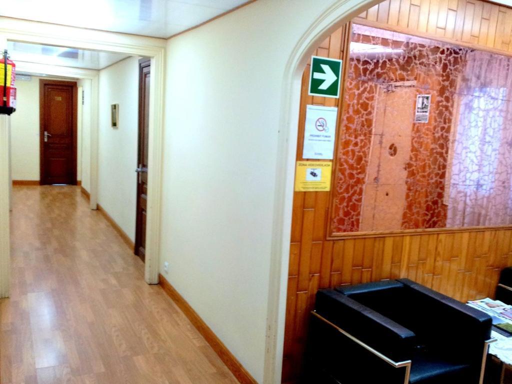Hotel Toledano Ramblas Barcelona Kültér fotó