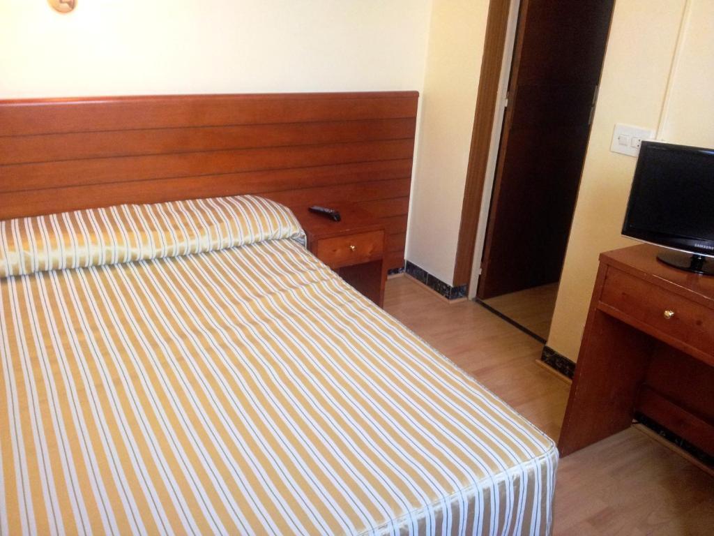 Hotel Toledano Ramblas Barcelona Szoba fotó